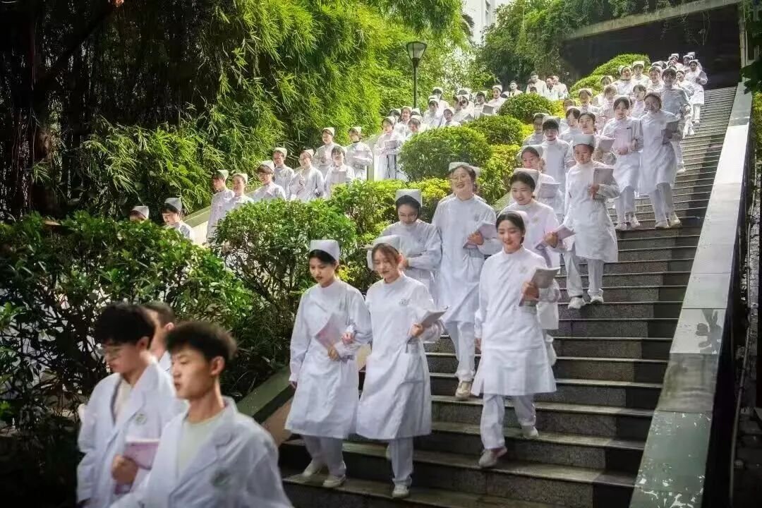 攀枝花市卫生学校校园风光